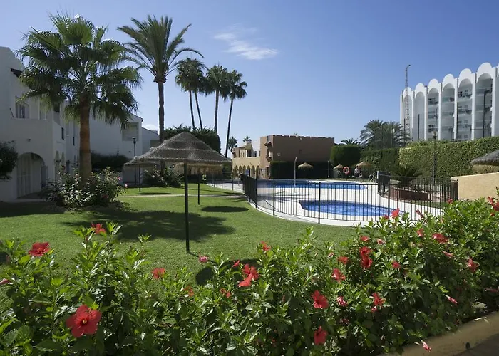 Turisticos Rio Marinas * ネルハ